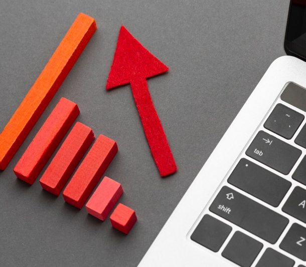 graphic-concept-with-wood-blocks-laptop_23-2148950391